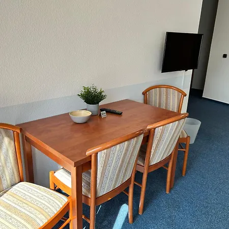 Gaestehaus Tilly Hotel 3*