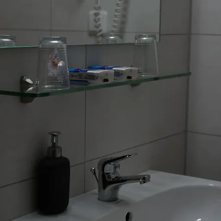 Gaestehaus Tilly فندق 3*